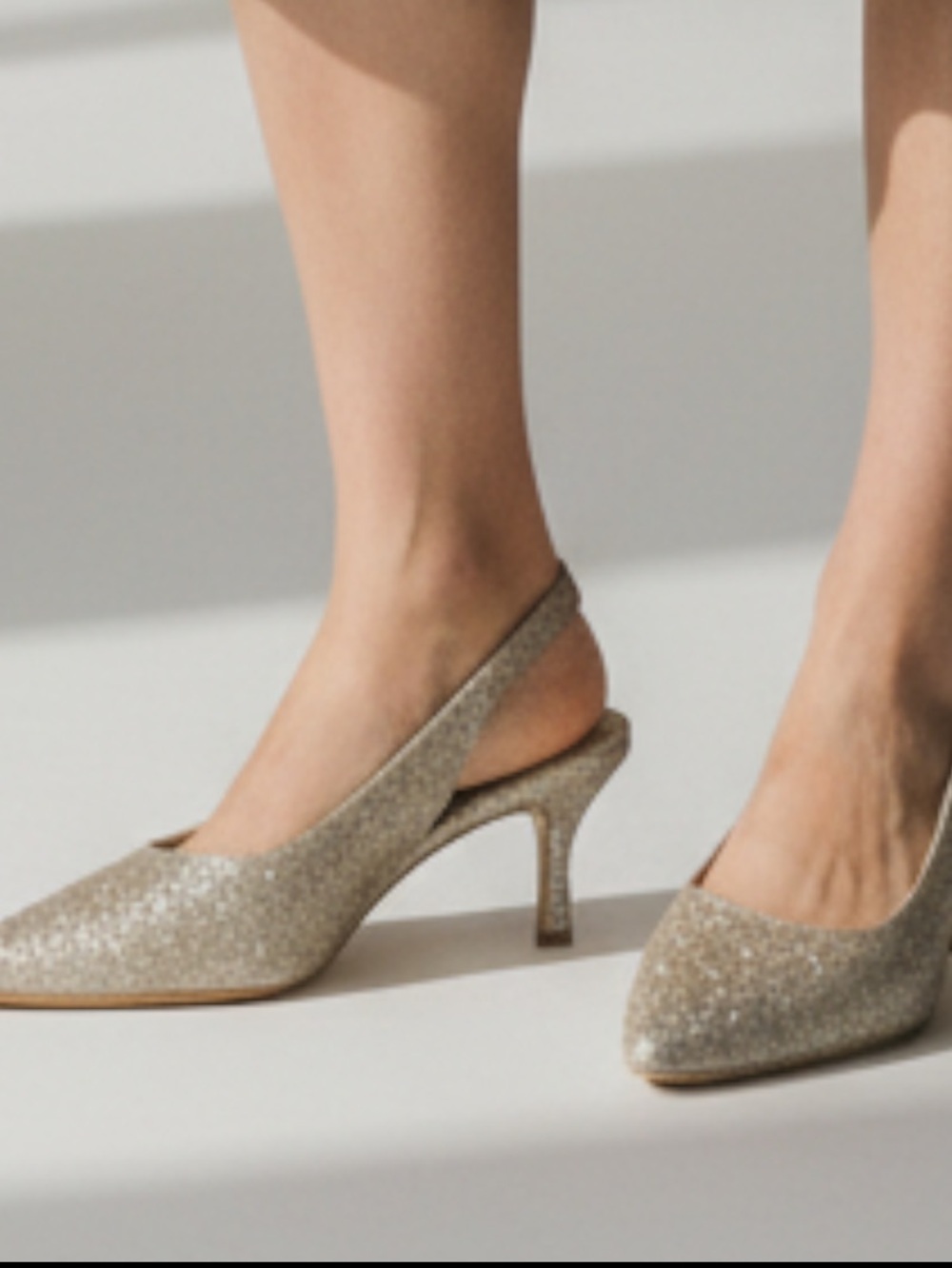 Gold Glitter Pointed Toe Sling-backs Kitten Heels size 10